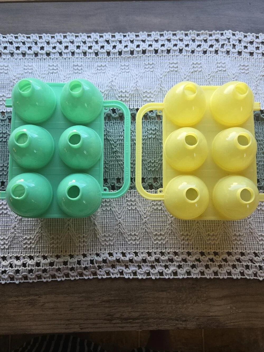 Vintage JELL-O Jigglers Easter Egg Molds Inner Design Jade Green/Yellow Set Of 2